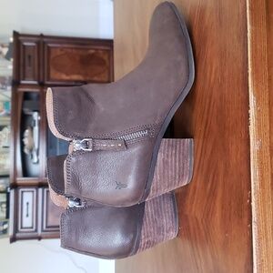 Frye brown leather ankle boots 6M